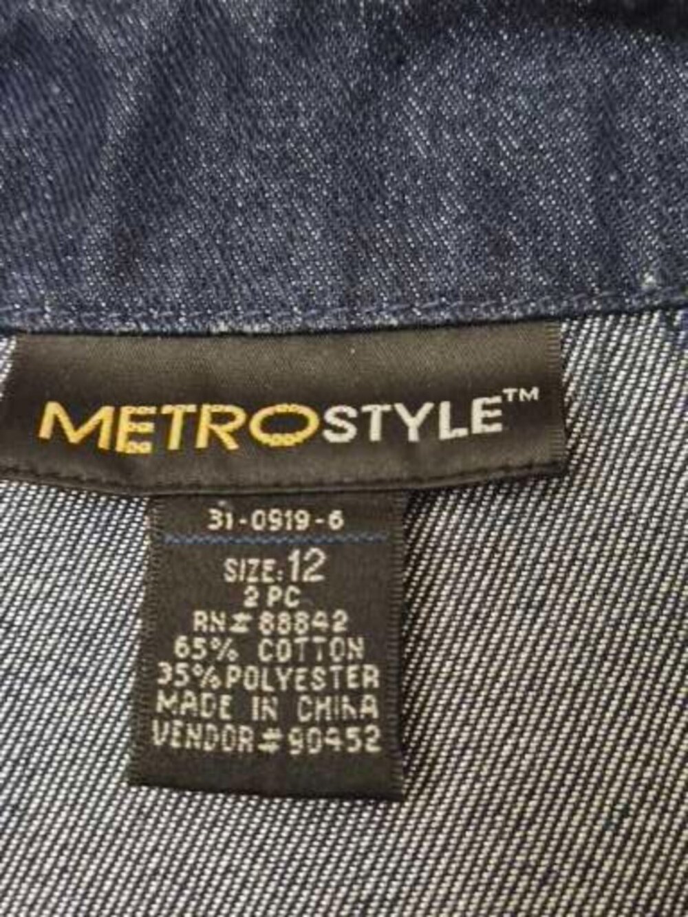 METROStyle Women's Navy Denim Long Sleeves Jacket w/Faux Leather Trim - Size 12 - Picture 10 of 11